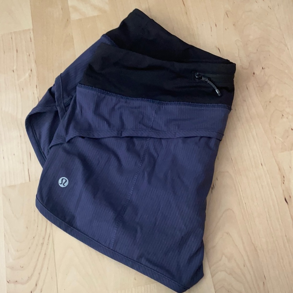 Lululemon Speed Up Low Rise Short 2.5” Sz 6